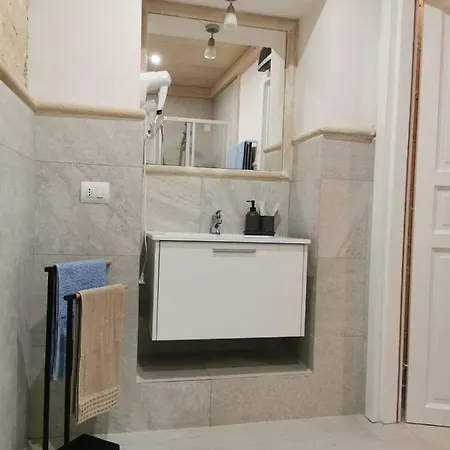Pittori Apartment *